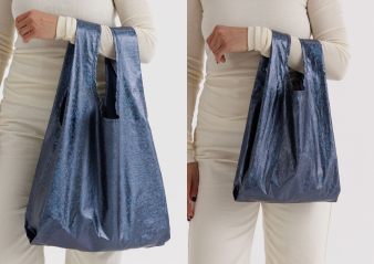 別注「BAGGU メタリック ブルーフレーク」 ></div>
<br class=